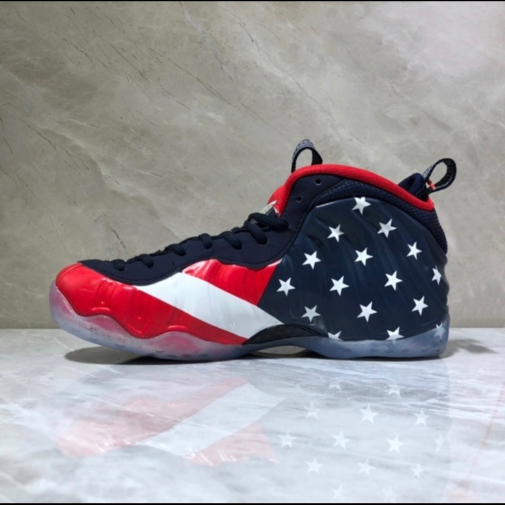 Foamposite Tennis Shoe